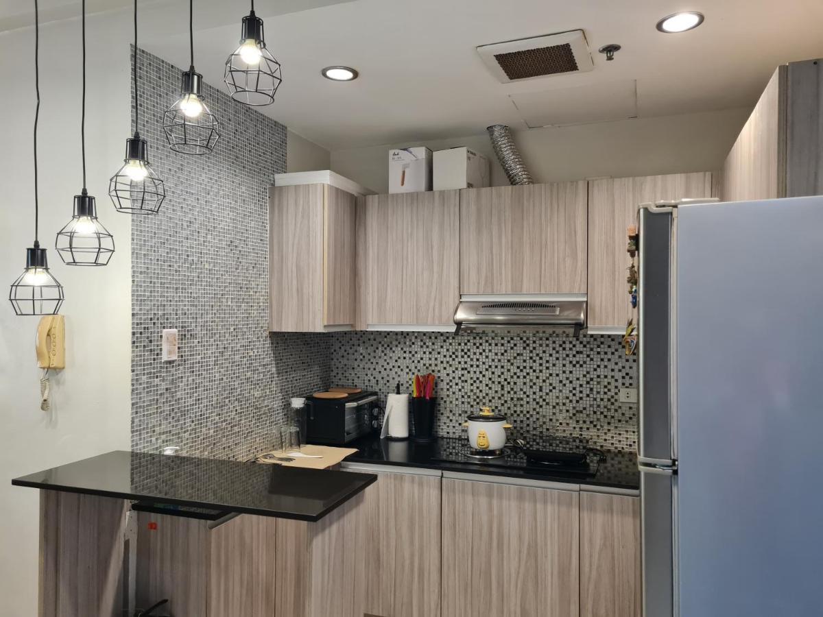 Huge Condo Unit Near Burgos Circle, St Lukes, Shangri-La - P Hamptons T1 Makati City Exterior foto